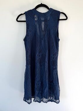 Navy Lace Sleeveless Dress